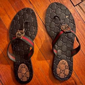 GUCCI SANDALS